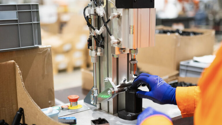 Prevex assembly hands 2